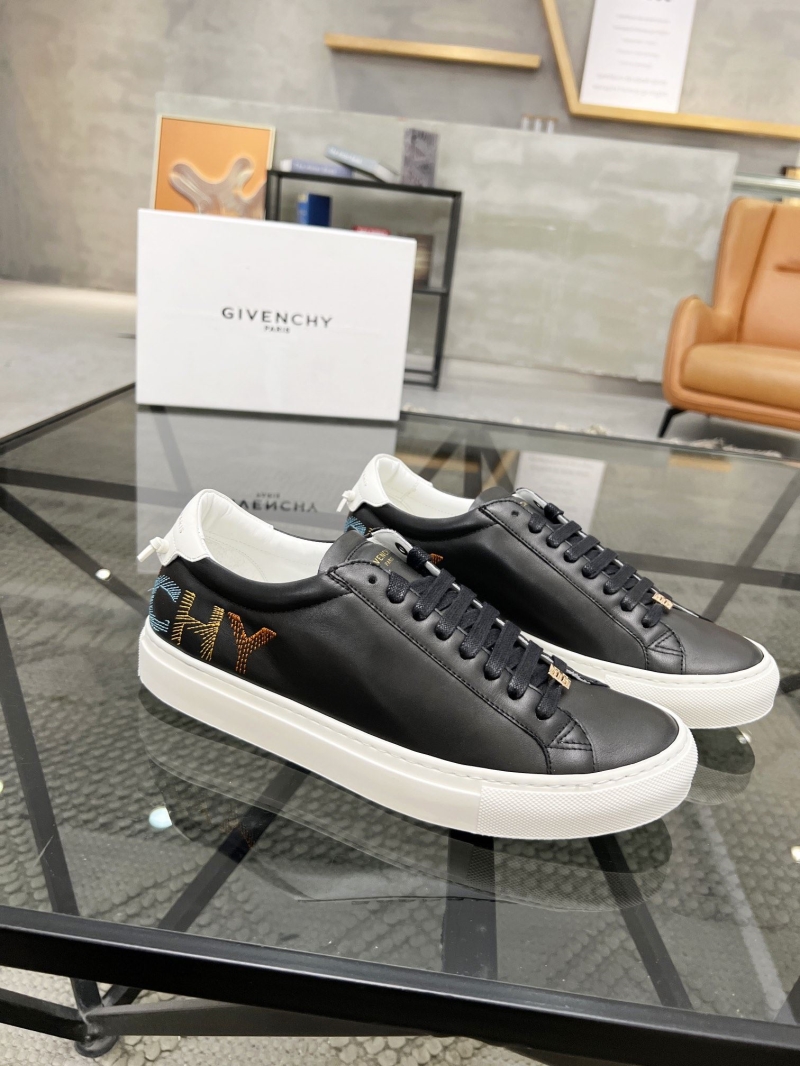 Givenchy Sneakers